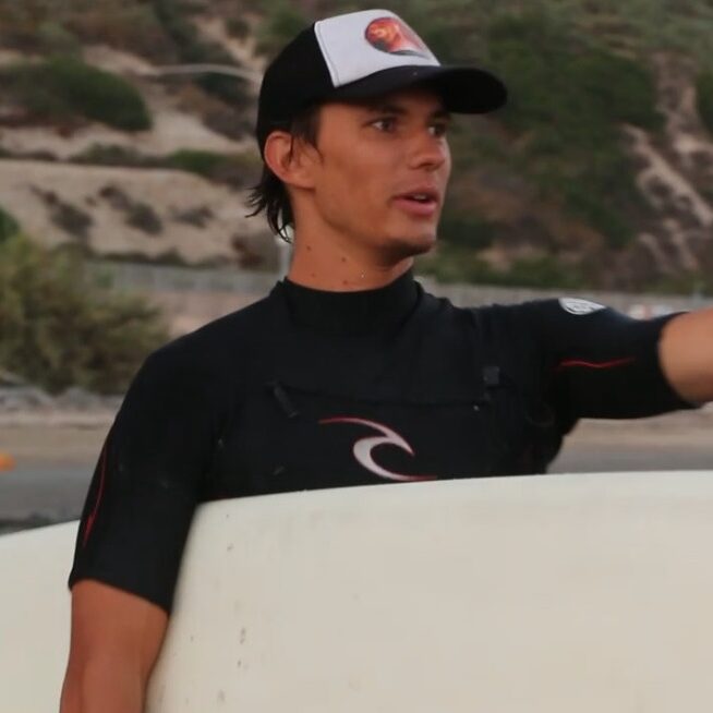 surf lesson instruction