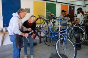 Learn how to fix your own bike at Bici Centro!